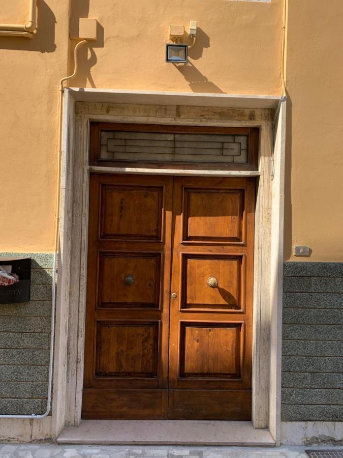 Pisa Train Station Guest House Exterior foto